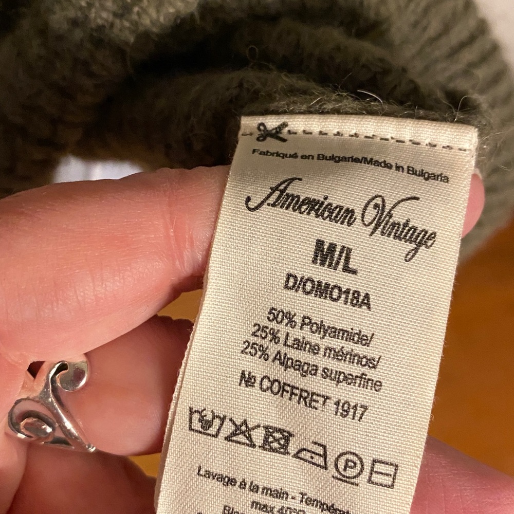 American Vintage Turtleneck - Picture 9 of 9
